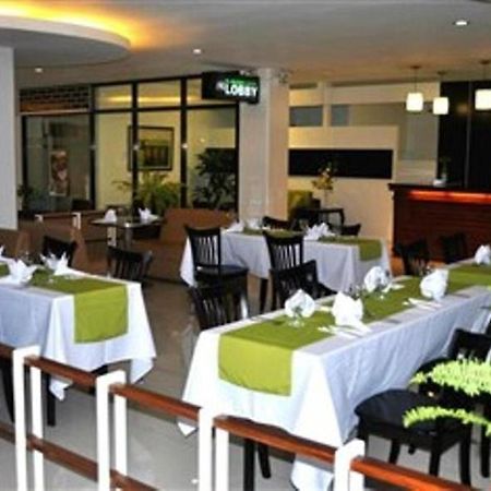El Bajada Hotel ダバオ　シティ エクステリア 写真